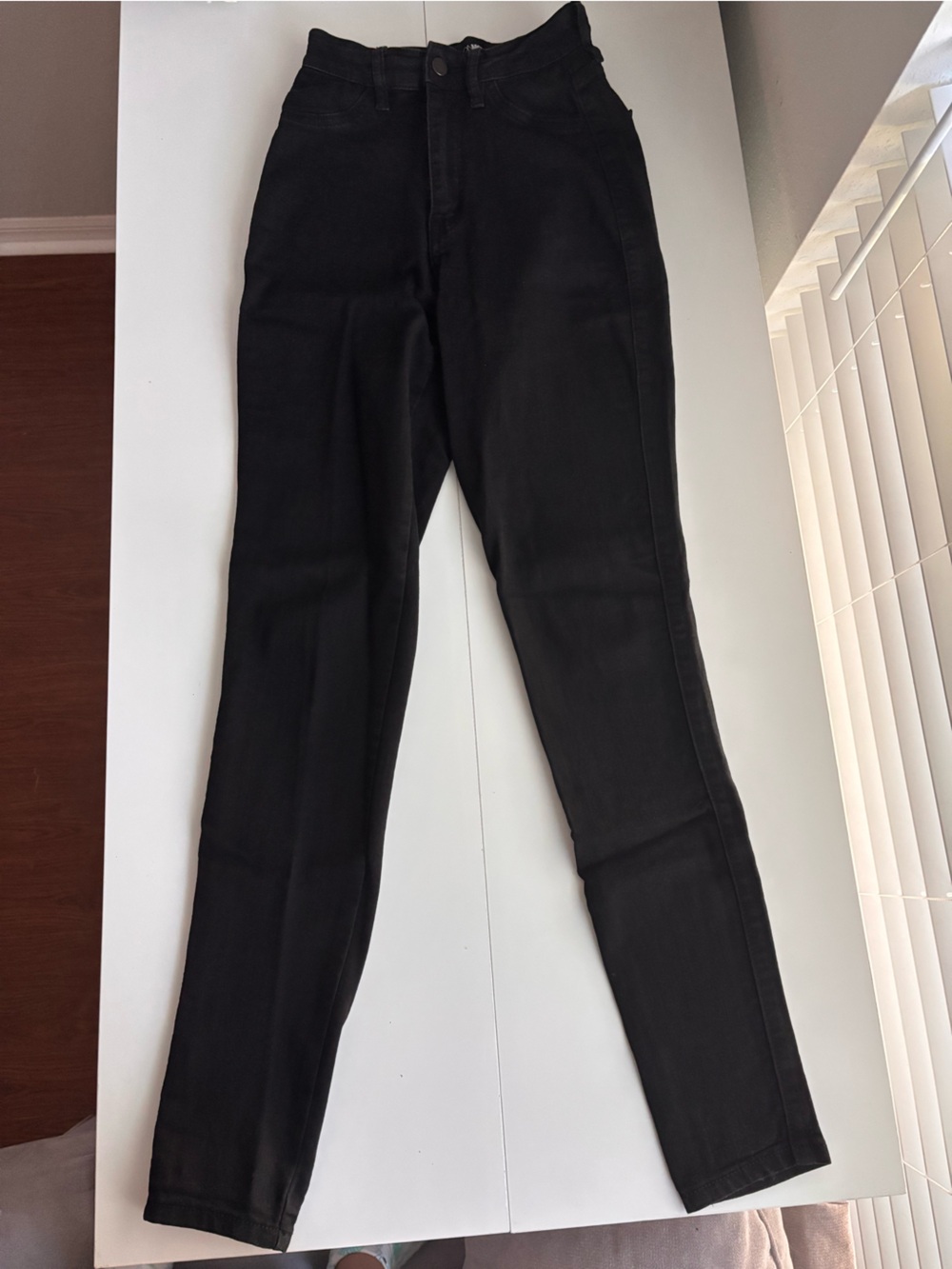 Fashion Nova Women's High-Rise Jeans in Black